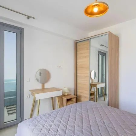 Mykonos Luxury With Jacuzzi * アノ・メラ