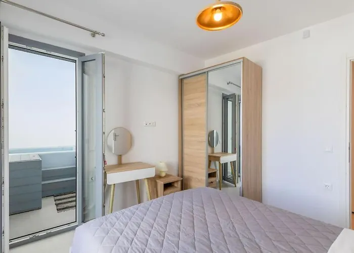 Mykonos Luxury With Jacuzzi דירה