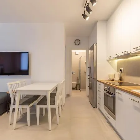 Apartament Mykonos Luxury With Jacuzzi *