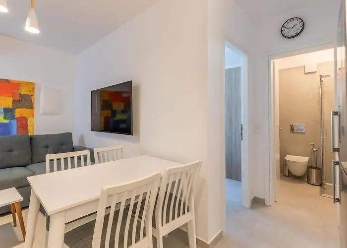 Mykonos Luxury With Jacuzzi * Άνω Μερά