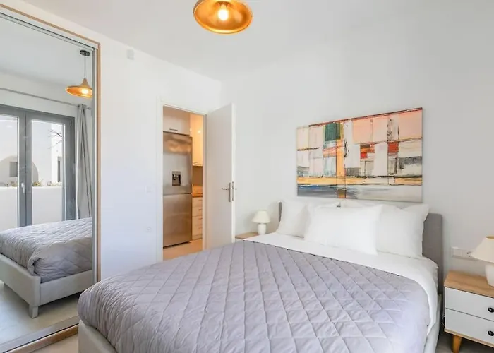 Mykonos Luxury With Jacuzzi