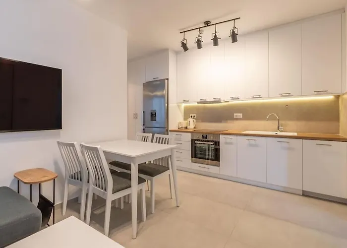 Mykonos Luxury With Jacuzzi * 阿诺梅拉